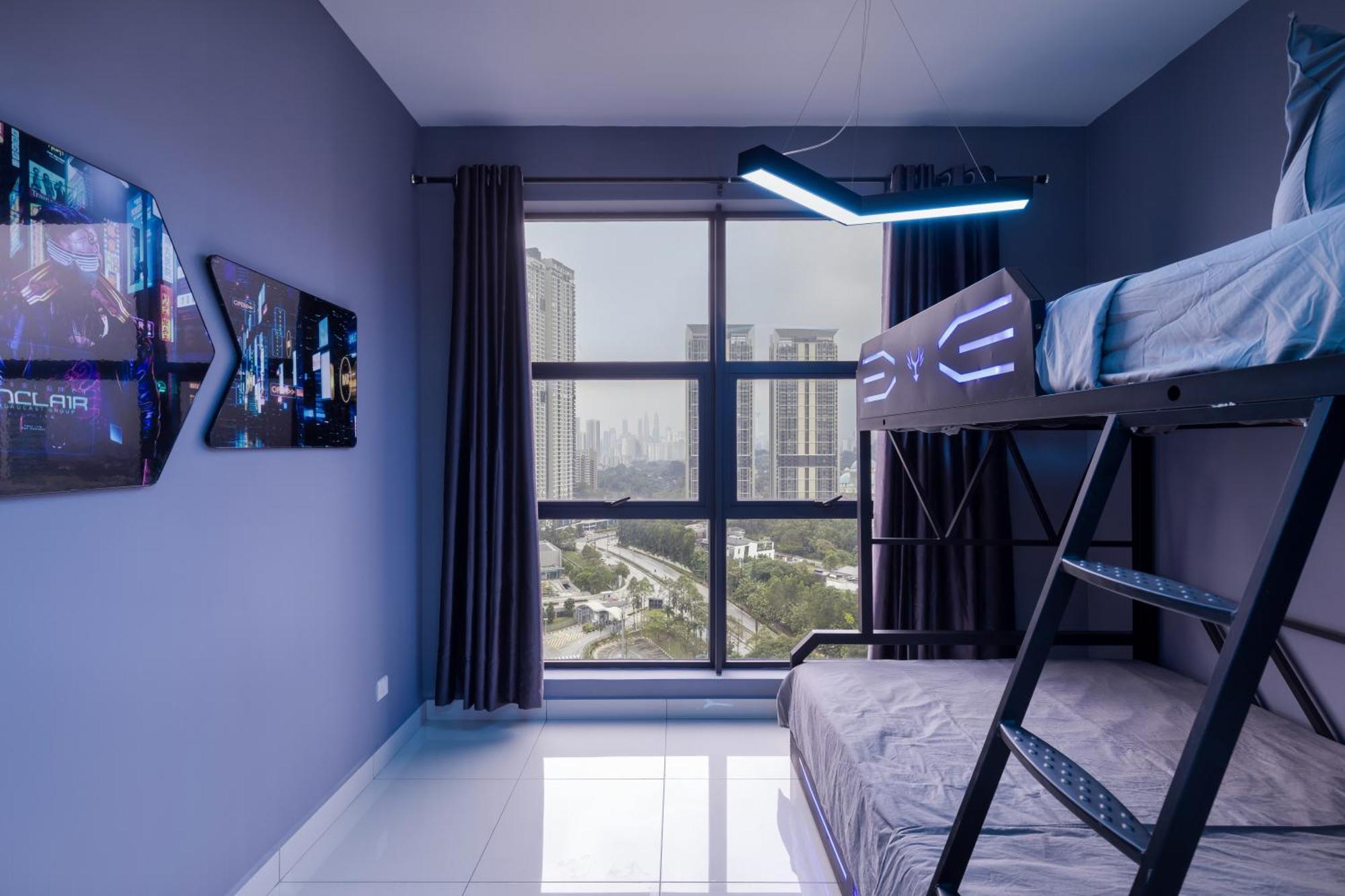 Апарт отель Arte Mont Kiara Куала-Лумпур Экстерьер фото A typical bedroom at the G2 Esports headquarters
